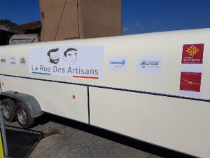 le planeur dans sa remorque